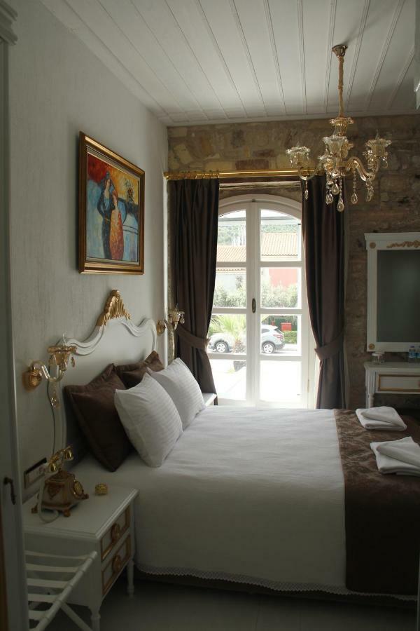 Laledan Hotel Cesme Exterior foto